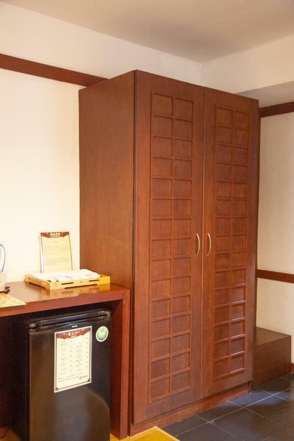Baan Kashiwaya Hotel Банкок Екстериор снимка